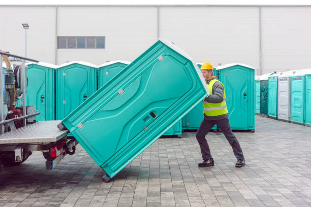 Portable bathroom rental in Maywood, IL